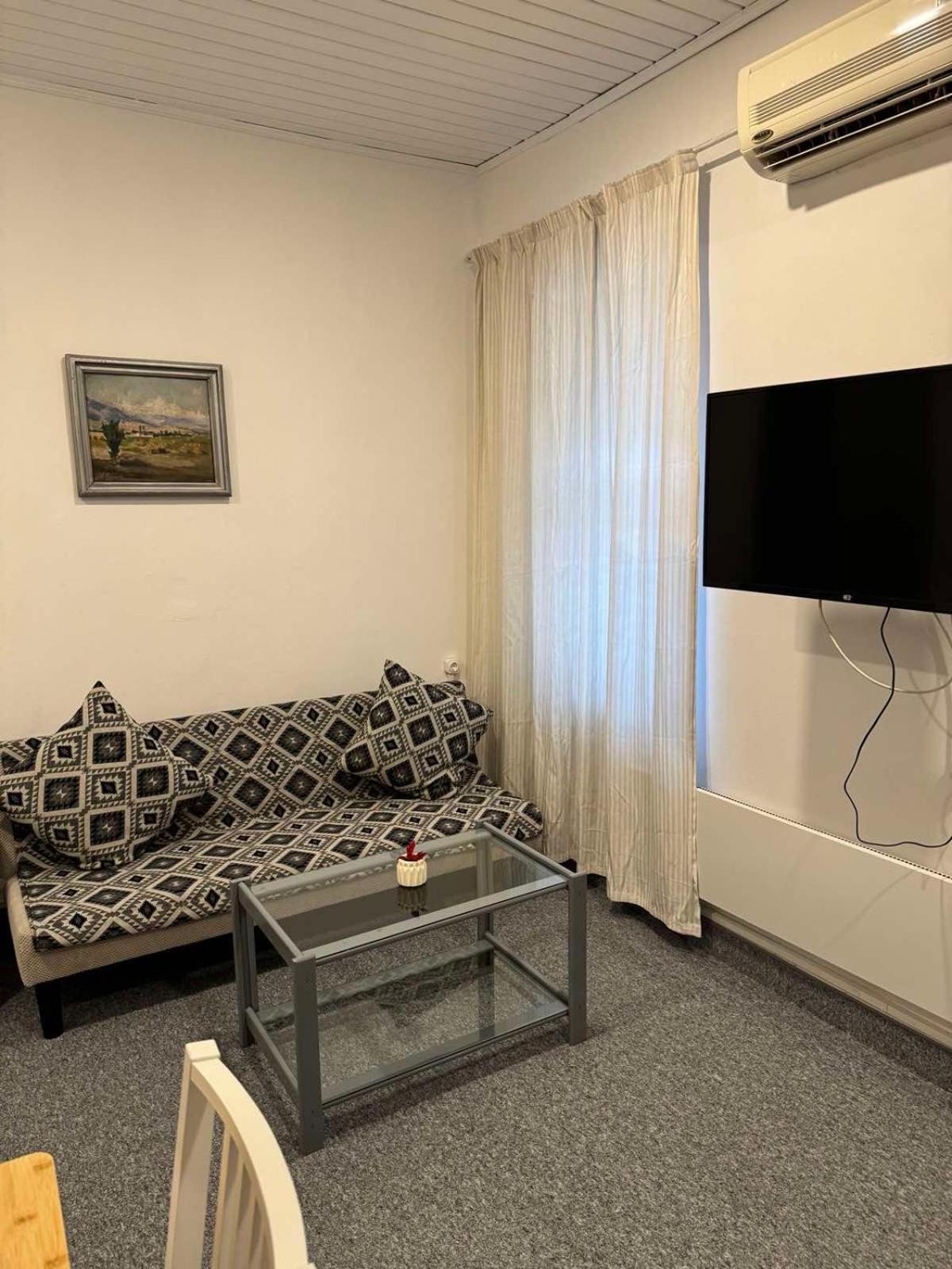Family Hotel Dalis Sofia Eksteriør billede
